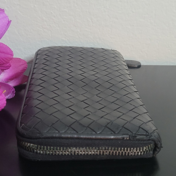 Bottega Veneta Intrecciato  leather  Long Wallet - Picture 3 of 16